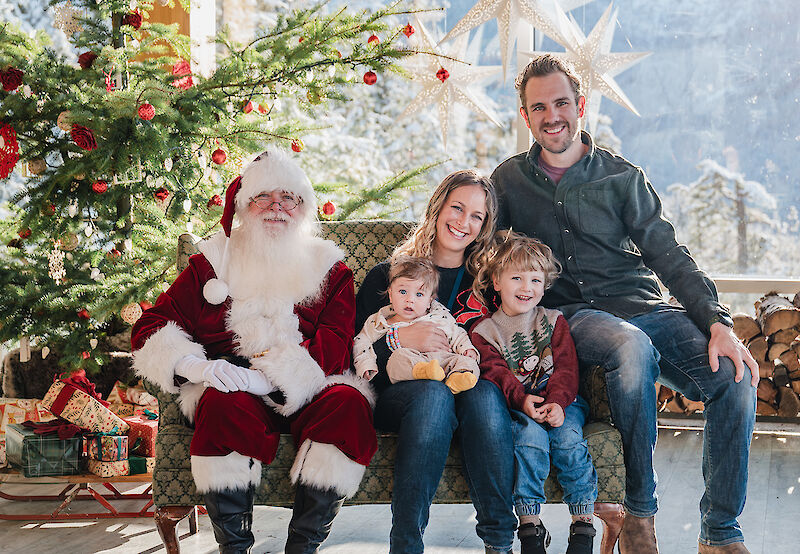 Santa Photos at the Summit