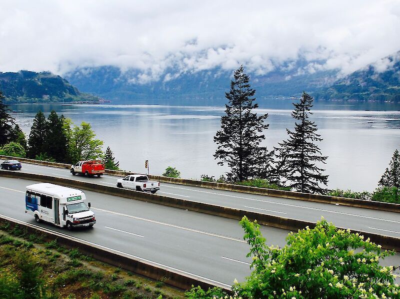 Shuttle, Sea to Sky Gondola, Squamish Connector